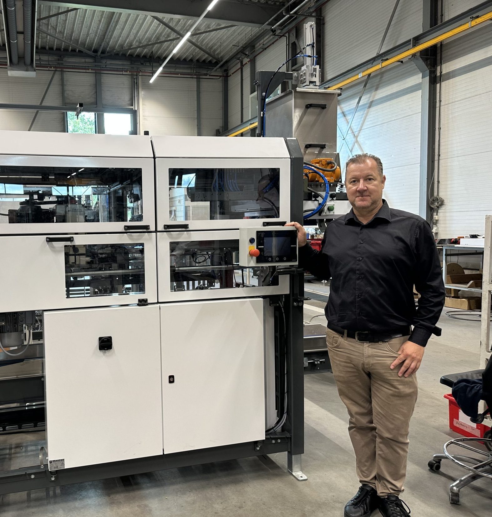 Behind the dealer Manter Nordic